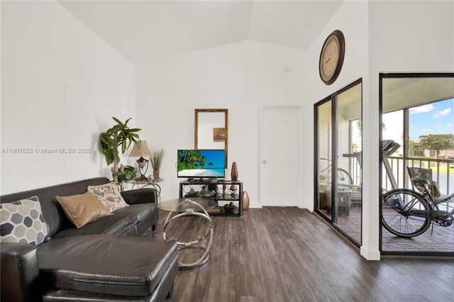 960 N Franklin Ave 960I, Homestead, FL 33034