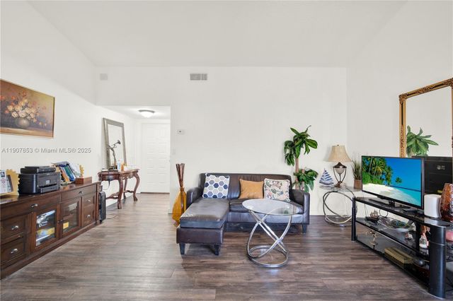 960 N Franklin Ave 960I, Homestead, FL 33034