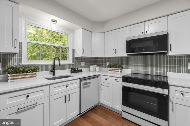52 ABBEY BRIDGE CT, Lutherville Timonium, MD 21093