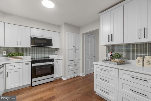 52 ABBEY BRIDGE CT, Lutherville Timonium, MD 21093