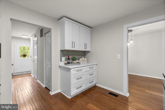 52 ABBEY BRIDGE CT, Lutherville Timonium, MD 21093