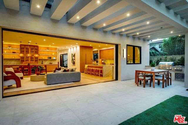 12307 Collins Street, Valley Village, CA 91607