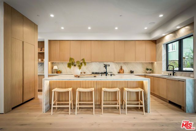 12307 Collins Street, Valley Village, CA 91607