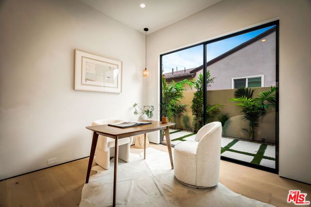 12307 Collins Street, Valley Village, CA 91607