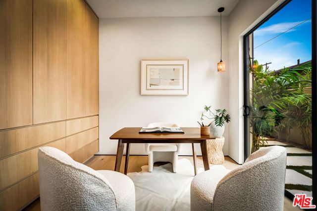 12307 Collins Street, Valley Village, CA 91607