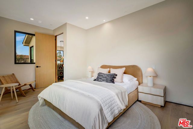 12307 Collins Street, Valley Village, CA 91607