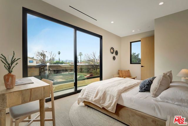 12307 Collins Street, Valley Village, CA 91607