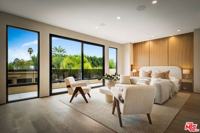 12307 Collins Street, Valley Village, CA 91607