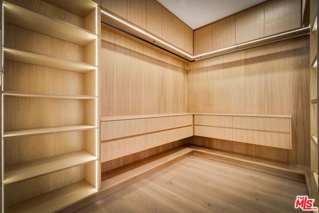 12307 Collins Street, Valley Village, CA 91607