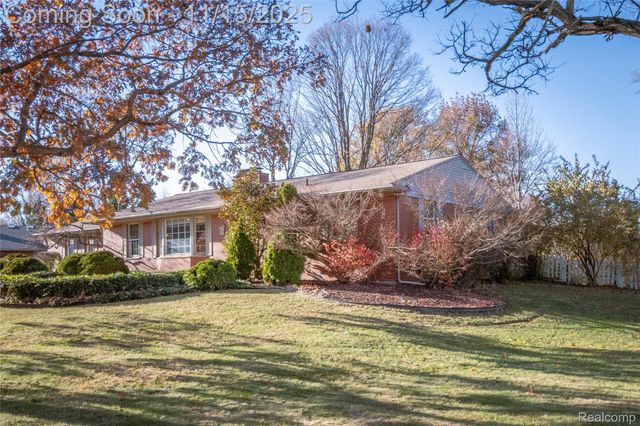 12187 Amherst Court, Plymouth Charter Township, MI 48170