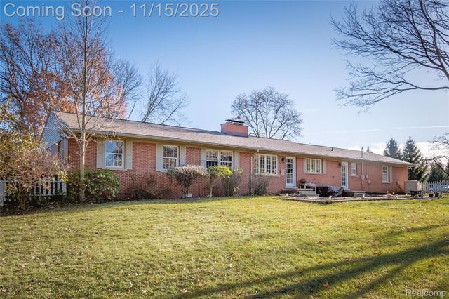 12187 Amherst Court, Plymouth Charter Township, MI 48170