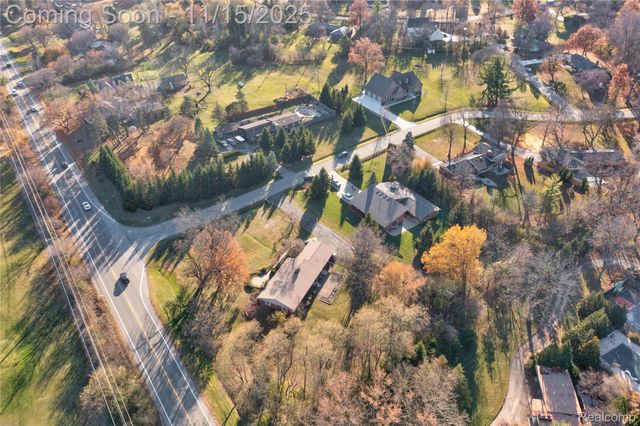 12187 Amherst Court, Plymouth Charter Township, MI 48170