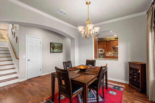 7716 Waldon DR E, Austin, TX 78750