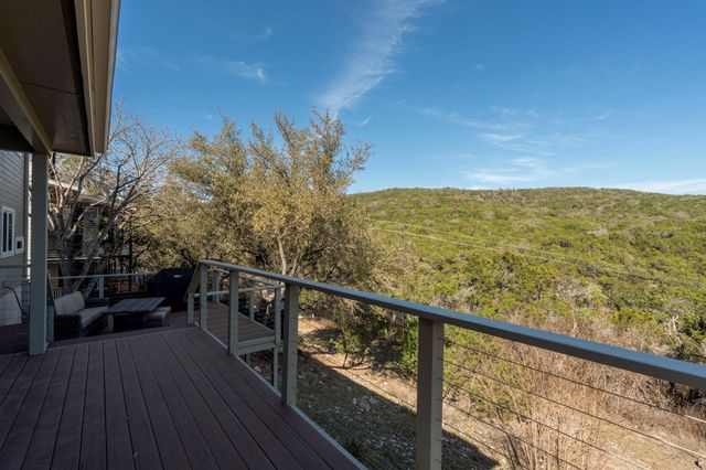 7716 Waldon DR E, Austin, TX 78750