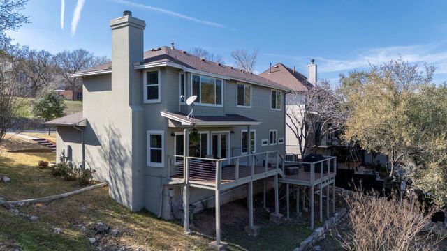 7716 Waldon DR E, Austin, TX 78750