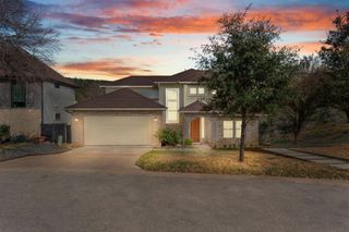 7716 Waldon DR E, Austin, TX 78750