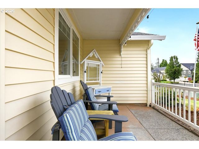 504 N LARK Dr, Ridgefield, WA 98642