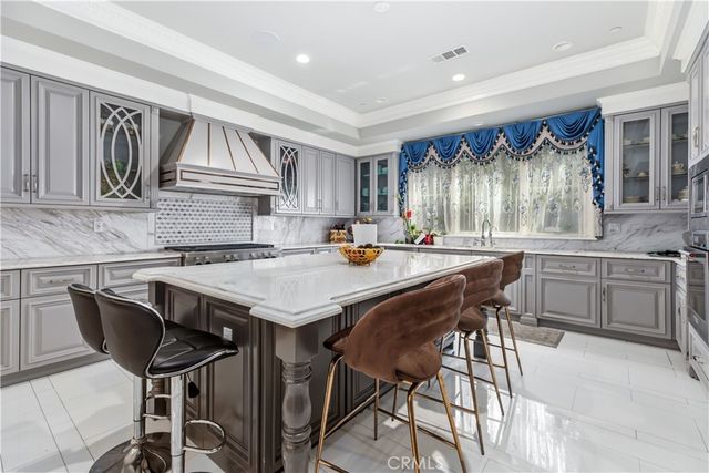 481 W Live Oak Avenue, Arcadia, CA 91007