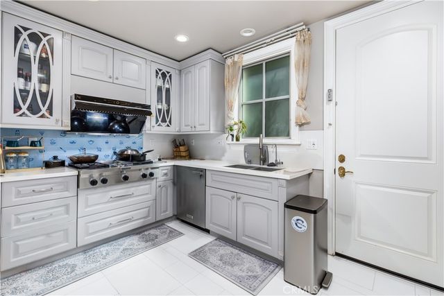 481 W Live Oak Avenue, Arcadia, CA 91007