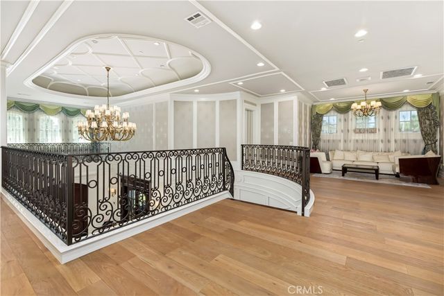 481 W Live Oak Avenue, Arcadia, CA 91007