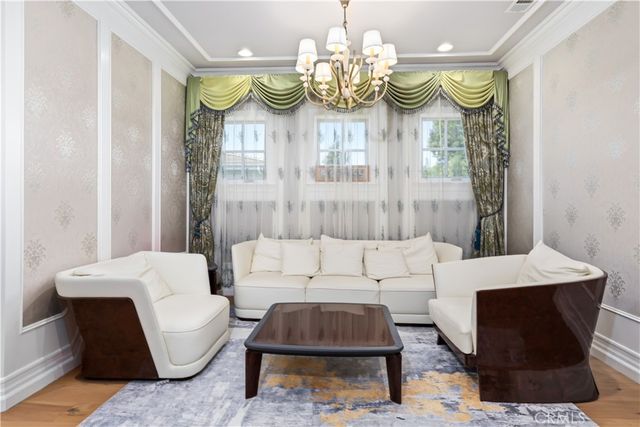 481 W Live Oak Avenue, Arcadia, CA 91007