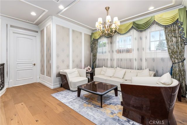 481 W Live Oak Avenue, Arcadia, CA 91007