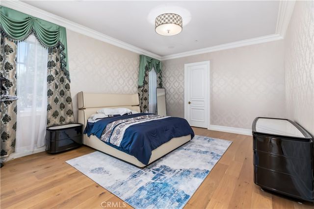 481 W Live Oak Avenue, Arcadia, CA 91007