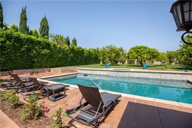481 W Live Oak Avenue, Arcadia, CA 91007