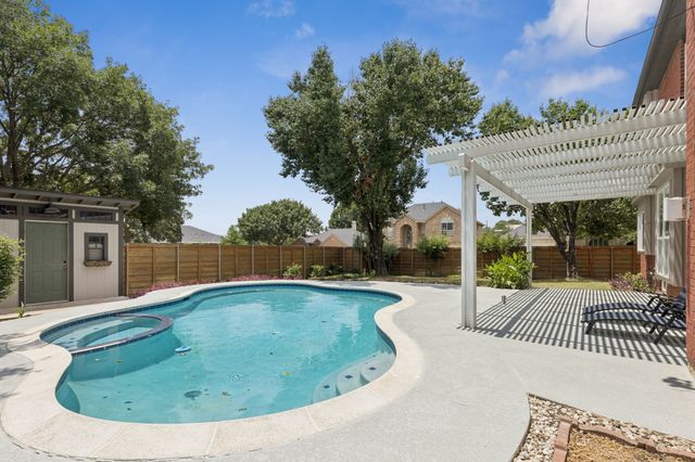 917 Wood Duck Way, Flower Mound, TX 75028