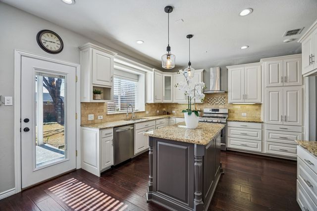 917 Wood Duck Way, Flower Mound, TX 75028