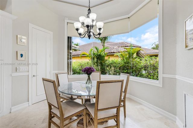 2477 Poinciana Dr, Weston, FL 33327