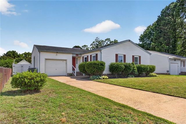 16 E Davis RD, Hampton, VA 23666