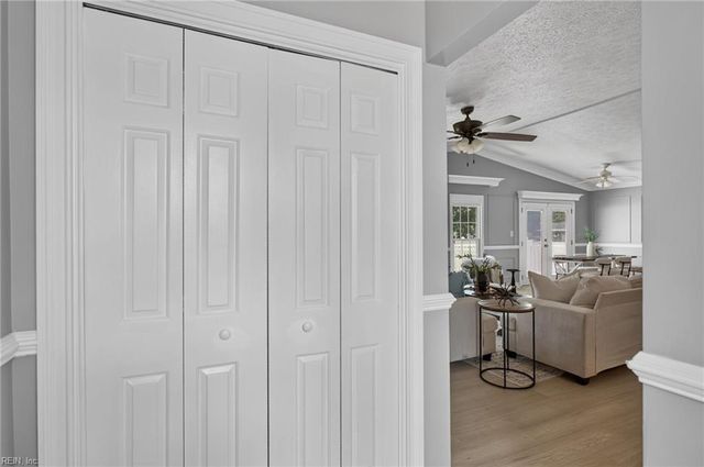 16 E Davis RD, Hampton, VA 23666