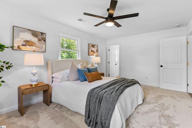 2 Melbourne Lane, Greenville, SC 29615