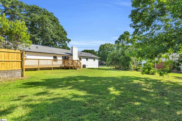 2 Melbourne Lane, Greenville, SC 29615