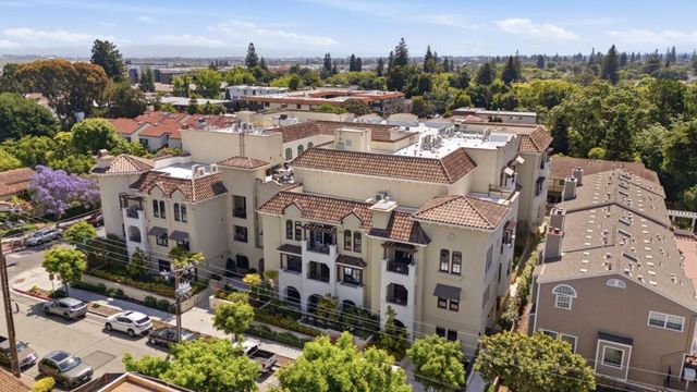 1501 Cherry Street 208, San Carlos, CA 94070