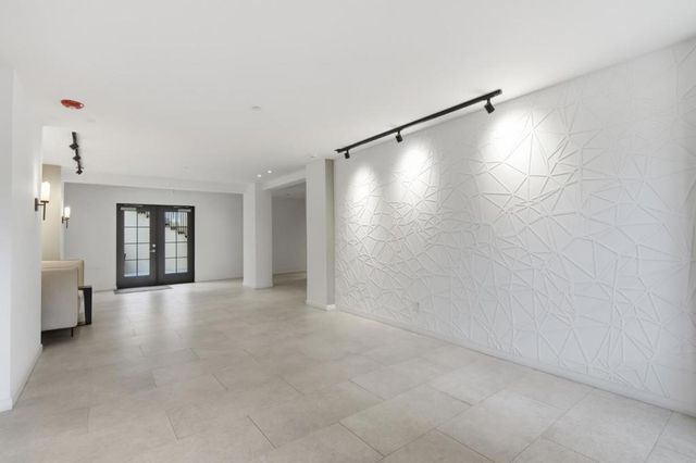 1501 Cherry Street 208, San Carlos, CA 94070