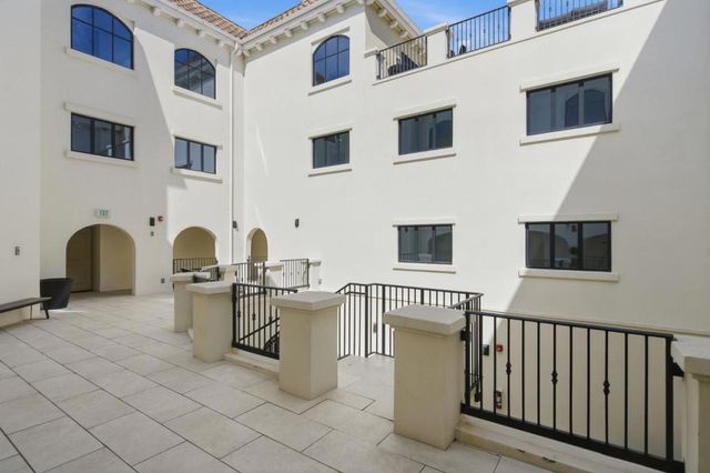 1501 Cherry Street 208, San Carlos, CA 94070
