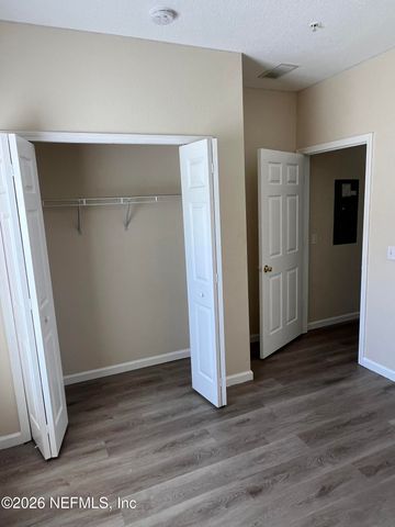 3640 KIRKPATRICK Circle 1, Jacksonville, FL 32210