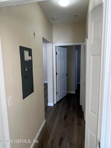 3640 KIRKPATRICK Circle 1, Jacksonville, FL 32210