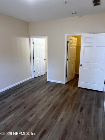 3640 KIRKPATRICK Circle 1, Jacksonville, FL 32210