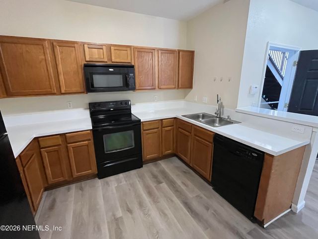 3640 KIRKPATRICK Circle 1, Jacksonville, FL 32210