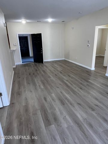 3640 KIRKPATRICK Circle 1, Jacksonville, FL 32210