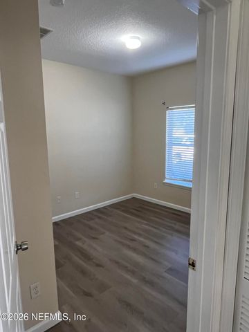 3640 KIRKPATRICK Circle 1, Jacksonville, FL 32210
