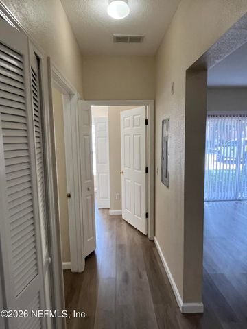 3640 KIRKPATRICK Circle 1, Jacksonville, FL 32210