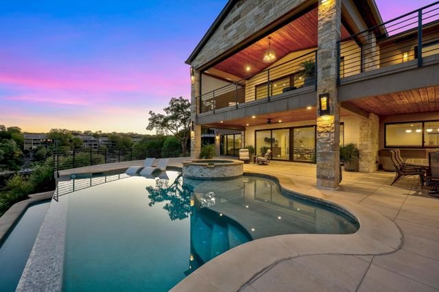 347 Venture BLVD S, Point Venture, TX 78645