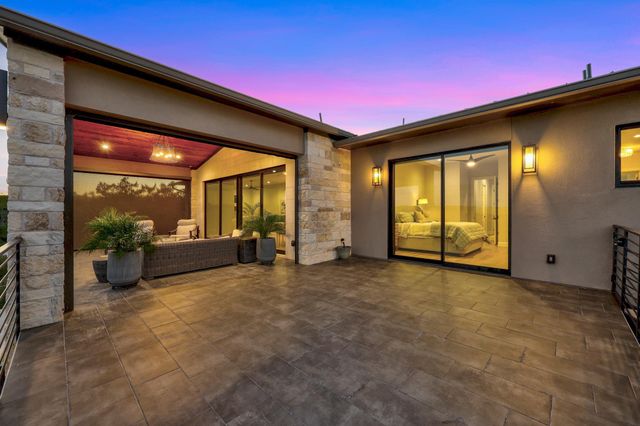 347 Venture BLVD S, Point Venture, TX 78645