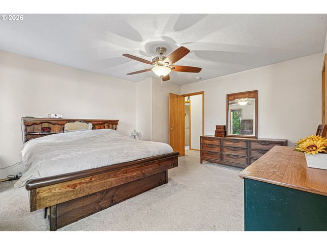 1405 Ne 12TH St, Battle Ground, WA 98604