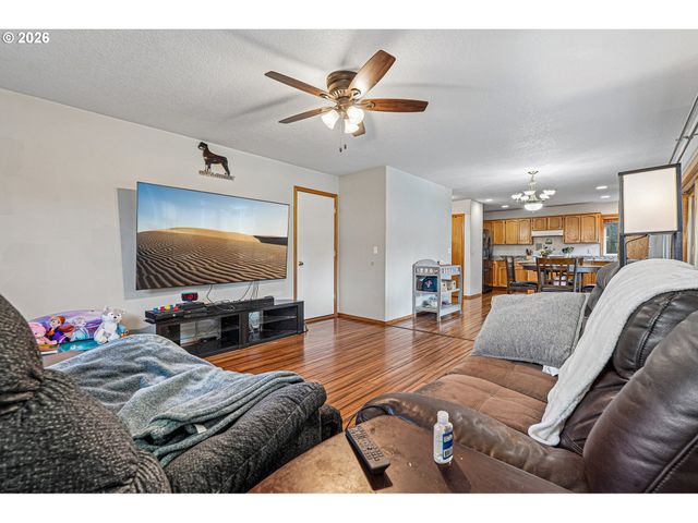 1405 Ne 12TH St, Battle Ground, WA 98604