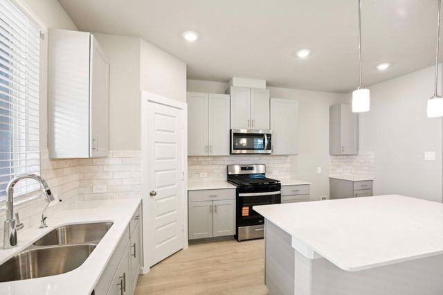 1127 Cedar Place Lane, Missouri City, TX 77459